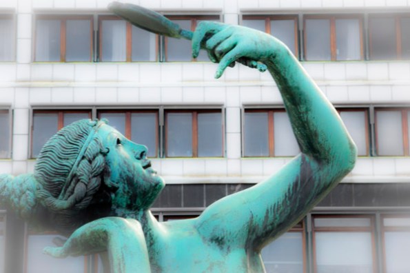 I feel pretty, Oh so pretty, I feel pretty and narcissy all day.