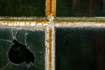 glasscrackcross1040057